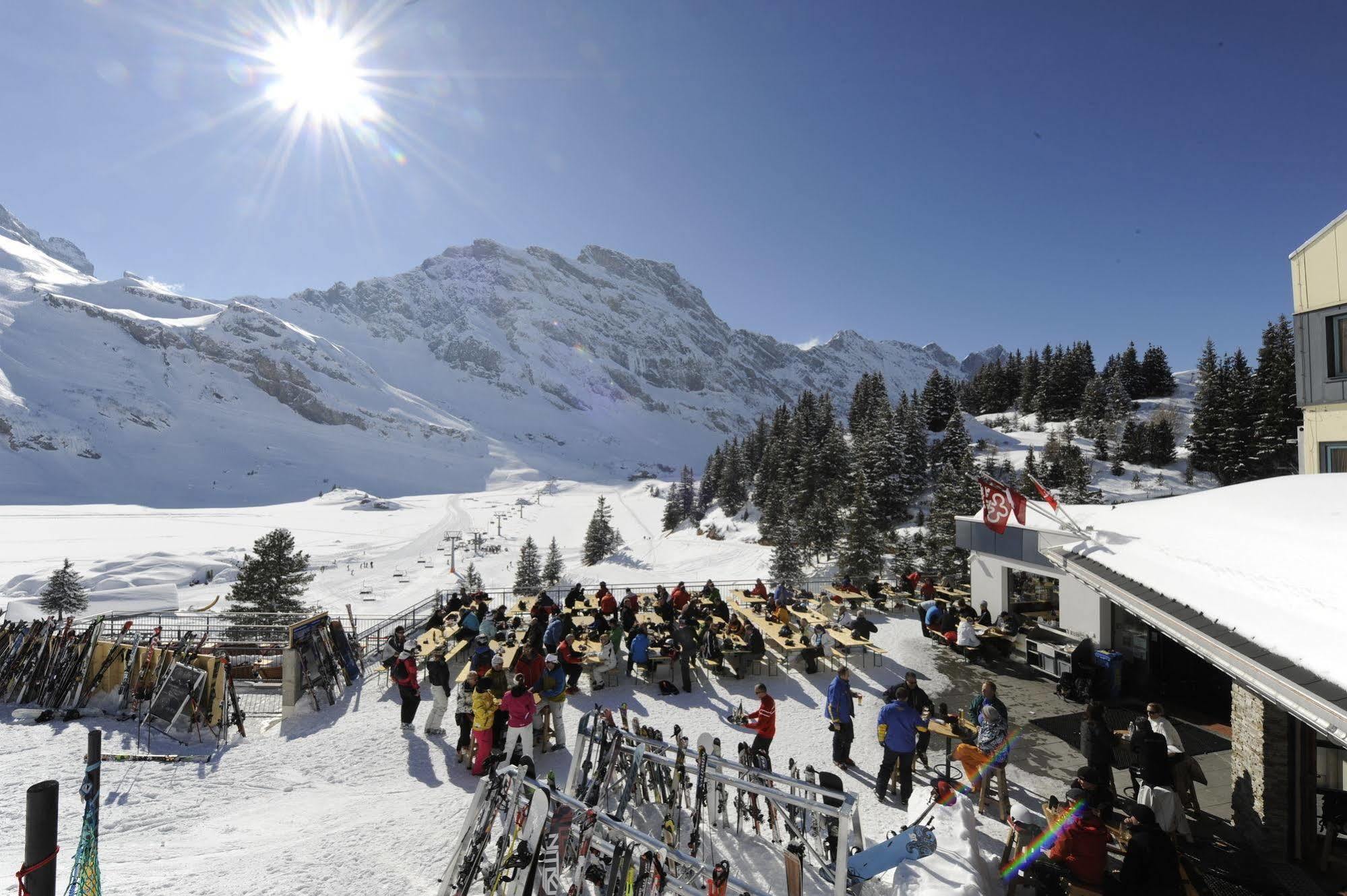 Berghotel Truebsee - Accessible Only By Cable Car Engelberg Exterior photo
